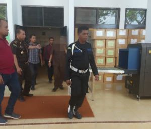 Dugaan Korupsi di Dinas Perhubungan Kota Ambon, Direktur PT Reminal Utama Sakti Bersama Dua Tersangka Lainnya Ditahan Jaksa.