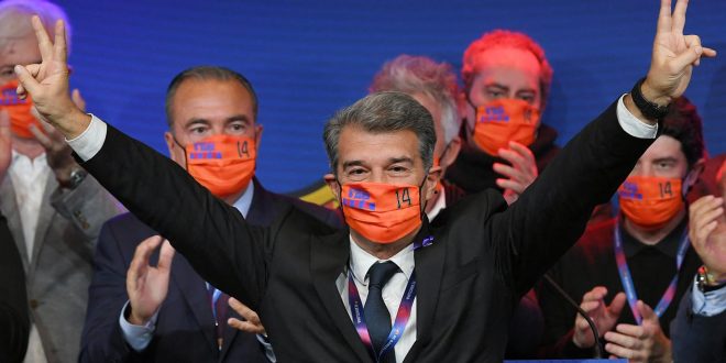 Barcelona Terancam Pailit karena Utang Menumpuk, Joan Laporta Salahkan Pengurus Lama. - Foto: Presiden Klub Barcelona, Joan Laporta.(AFP)