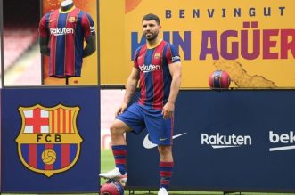 Sergio Aguero Tolak Pakai Nomor Warisan Messi di Barcelona. - Foto: Sergio Aguero enggan kenakan nomor warisan Lionel Messi di Barcelona.(Getty Images/David Ramos)