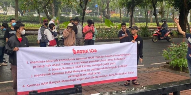 Barisan Rakyat 1 Juni (Barak 106) menggelar aksi unjuk rasa di depan Kantor Komnas HAM, Kecamatan Menteng, Jakarta Pusat, Kamis (08/09/2022).(Dok)