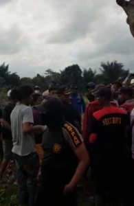 Foto: Rakyat Siantar menolak Proses okupasi kedua yang dilakukan PTPN III di Kawasan ex HGU No 3 pada Kampung Baru Gurilla, Kota Pematang Siantar, Sumatera Utara, yang sangat tidak manusiawi.(Dok)