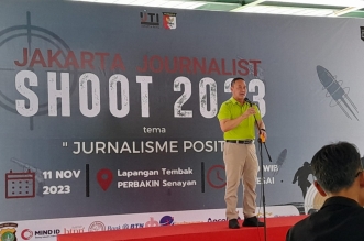 Foto: Kabid Humas Polda Metro Jaya, Kombes Pol Trunoyudo Wisnu Andiko, saat memberikan sambutan pada kegiatan Jakarta Journalist Shoot 2023, di Lapangan Tembak Perbakin, Senayan, pada Sabtu (11/11/2023). (Dok)